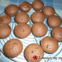 Muffins με σοκολάτα και κανέλα
