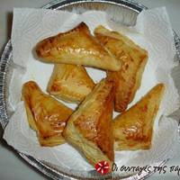 Τυρόπιτα μούρλια