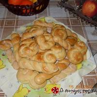 Πασχαλινά κουλουράκια