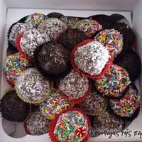 θεϊκά Cake Pops συνταγή από Roulina Cookpad