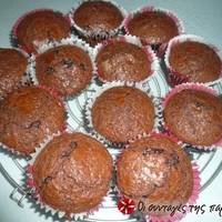 Εύκολα παιδικά σοκαλατένια muffins