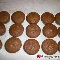 Εύκολα παιδικά σοκαλατένια muffins