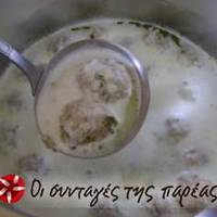 Γιουβαρλάκια αβγολέμονο