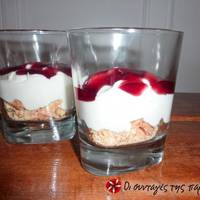 Γρήγορο cheese cake σε ποτήρι