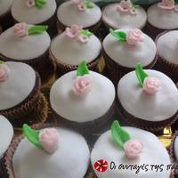 Εύκολα παιδικά σοκαλατένια muffins