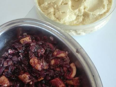 Βελούδινη φάβα με χταποδάκι και καραμελωμένα κρεμμύδια φωτογραφία βήματος 5