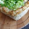 Спасибо большое за рецепт. Время есть три главных качества: быстро, вкусно и полезно. Правда я немного изменила рецепт, я соевое мясо и Ролтон не добавляла. Сыр у меня моцарелла, сверху украсила зелёным луком.