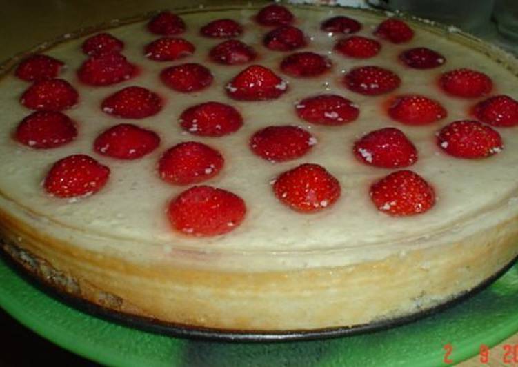 Рецепт торта сырного с клубникой Рецепт торта сырного с клубникой