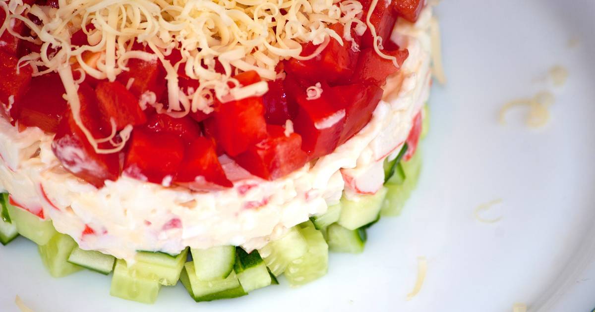Салат с крабовыми палочками, огурцом и помидором — рецепт с фото пошагово рекомендации Салат с крабовыми палочками, огурцом и помидором — рецепт с фото пошагово рекомендации