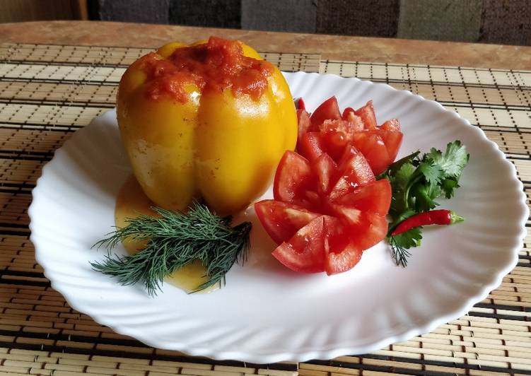 
          Болгарские перцы фаршированные овощами
        