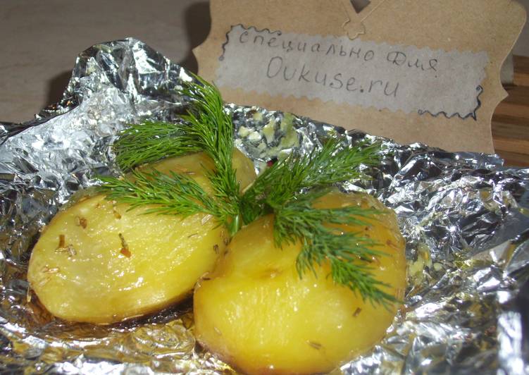 Картошка в фольге в духовке Картошка в фольге в духовке