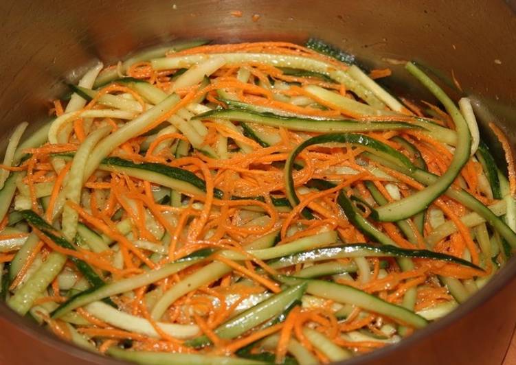 Огурцы с морковкой по-корейски - пошаговый рецепт с фото: как Огурцы с морковкой по-корейски - пошаговый рецепт с фото: как