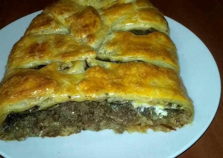 Смотреть Рецепт вкусного мясного пирога - пошаговый рецепт с фото на Повар.ру видео Смотреть Рецепт вкусного мясного пирога - пошаговый рецепт с фото на Повар.ру видео