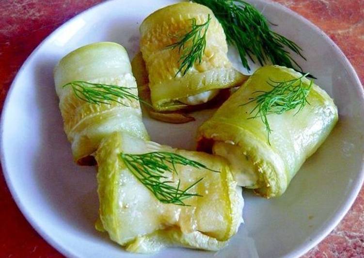 Хачапури с сыром из слоеного теста - пошаговый рецепт с фото на Повар.ру Хачапури с сыром из слоеного теста - пошаговый рецепт с фото на Повар.ру
