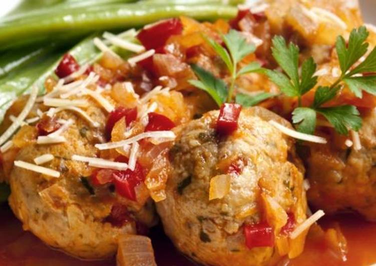 Фрикадельки из куриного фарша Фрикадельки из куриного фарша