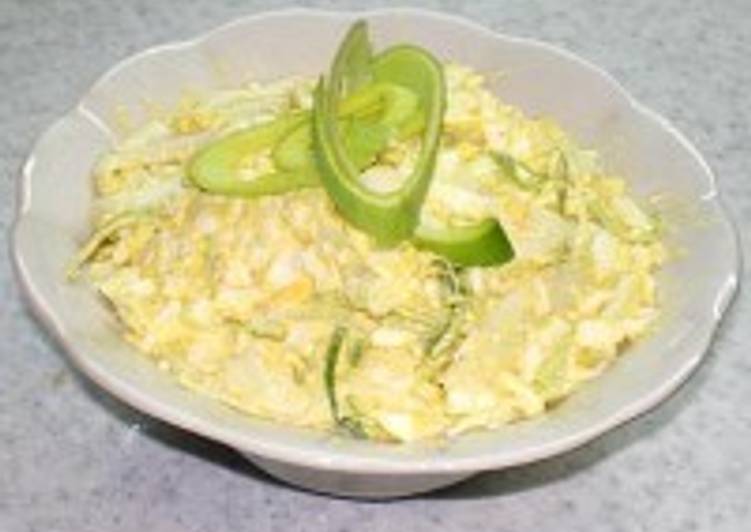 Салат с кальмаром, сыром и чесночным соусом, рецепт — Вкусо.ру Салат с кальмаром, сыром и чесночным соусом, рецепт — Вкусо.ру