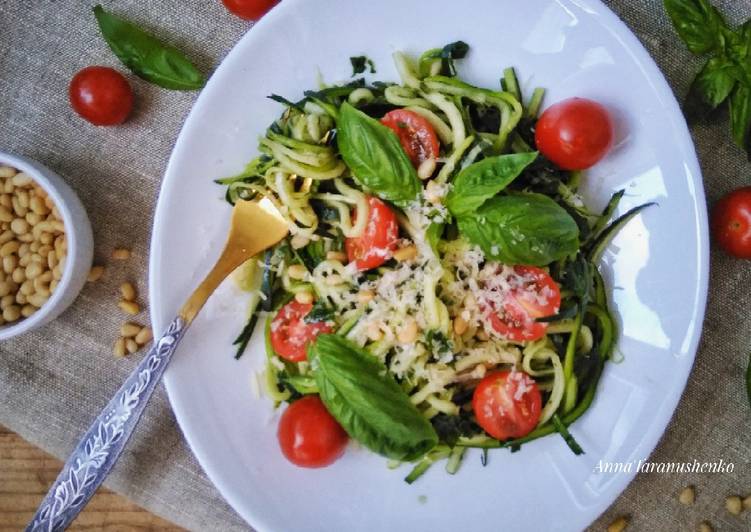 Паста с цукини, томатами и базиликом - кулинарный пошаговый рецепт с фото на KitchenMag.ru Паста с цукини, томатами и базиликом - кулинарный пошаговый рецепт с фото на KitchenMag.ru