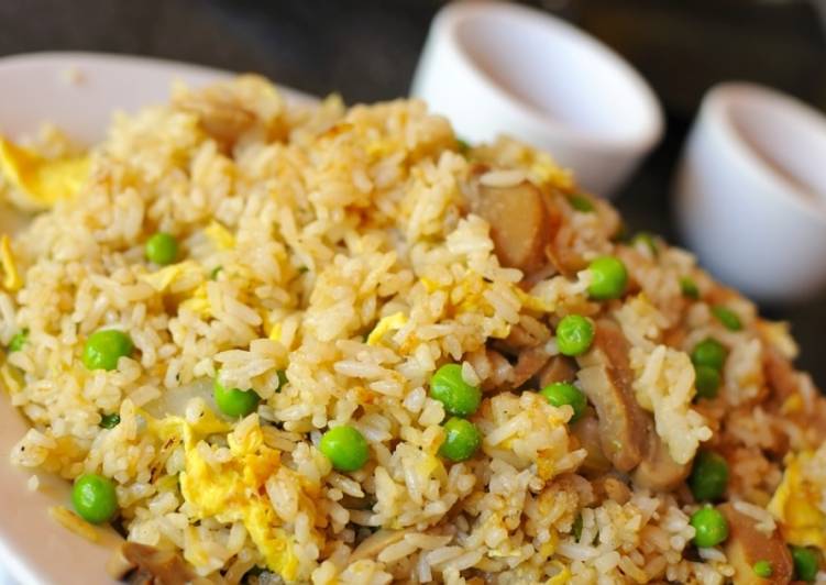 Рис с яйцом по тайски