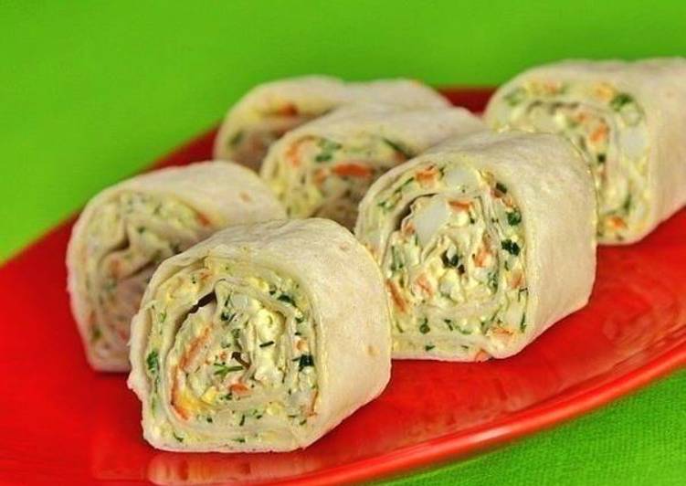 Простой рецепт роллов из лаваша с крабовыми палочками