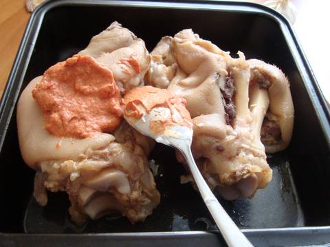 Свиные ножки или копытца recipe step 5 photo