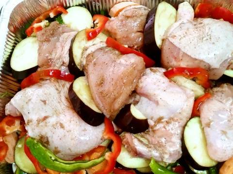 Курица в имбирном соусе с овощами