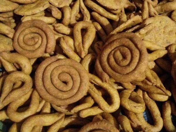 पोला रेस्पी बत्तीयां।।