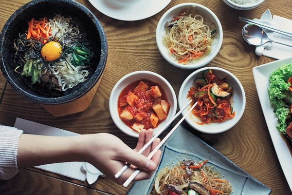 12 เมนูอาหารเกาหลีสุดฮิตง่ายๆ ทำกินเองได้ที่บ้าน