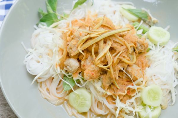 รวมเมนูเด็ด กินคู่เส้นขนมจีน พร้อมวิธีทำขนมจีนเส้นสดด้วยตัวเอง