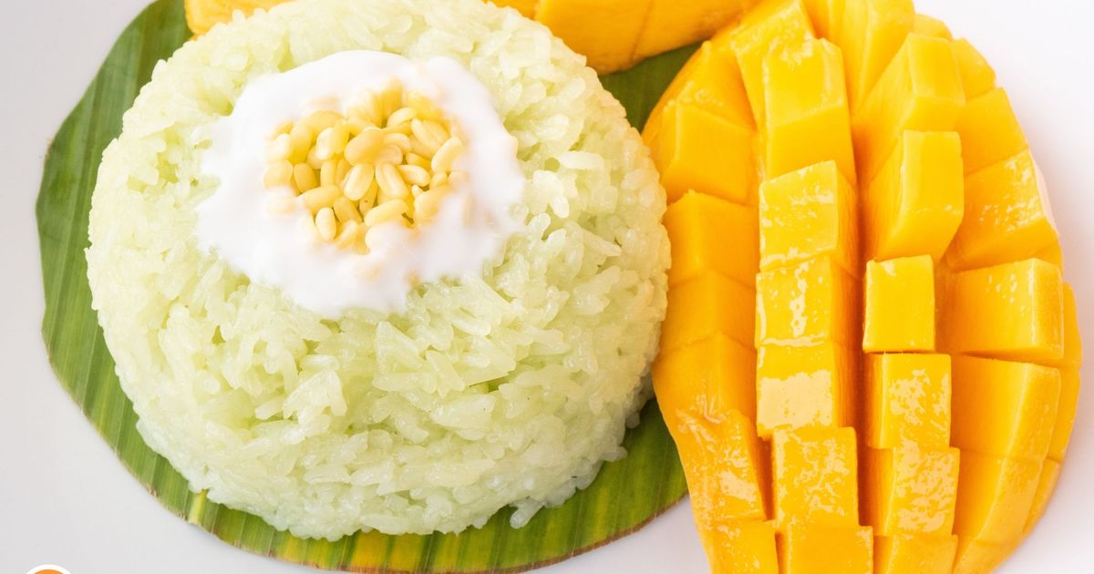 How to Make Mango Sticky Rice: Thai Dessert with Coconut Cream