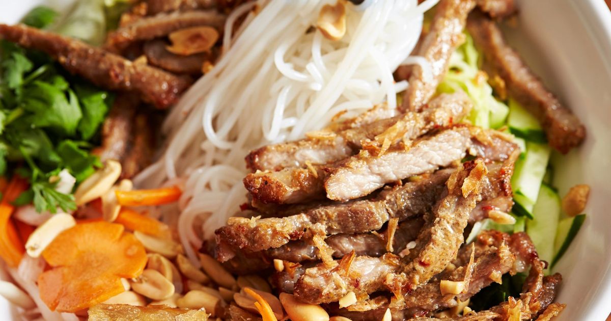 5 เมนูก๋วยเตี๋ยวคลุก หมี่คลุกโบราณ พร้อมซอสคลุกรสเด็ดน่าลอง