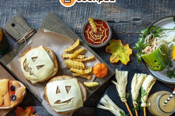 Halloween Party Food Ideas: Menus, Appetizers & Drinks