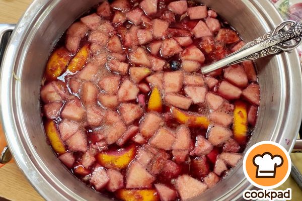 🍹 How to Make Sangria: Recipes, Tips & Variations