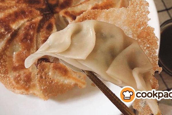 Gyoza: What It Is, How to Make It, and Delicious Variations to Try