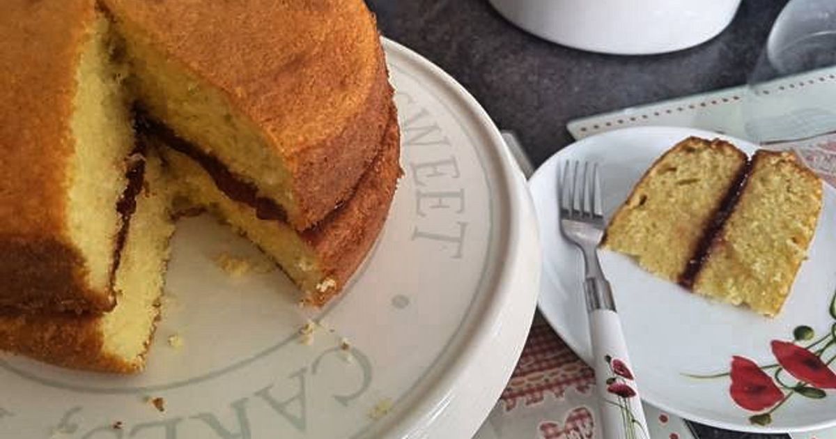 Celebrating the Victoria Sponge Cake