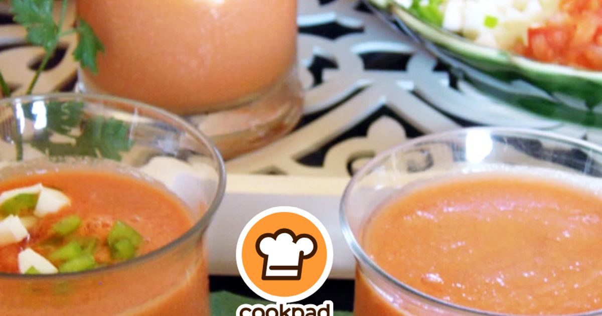 🥣 Gazpacho: The Chilled Spanish Soup You’ll Love This Summer