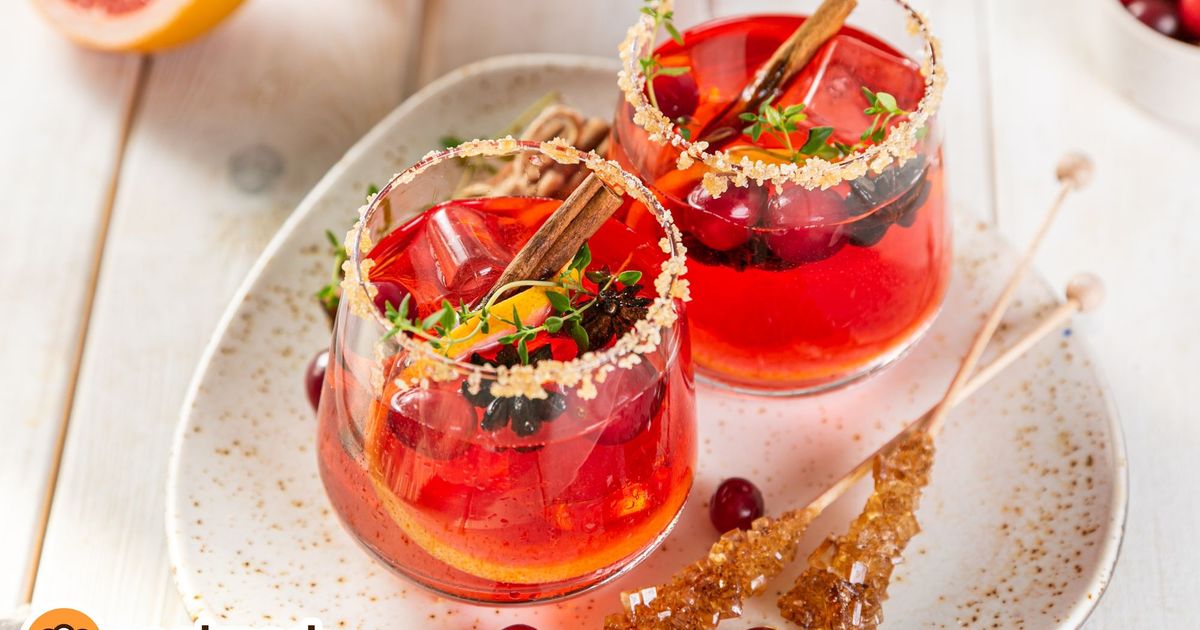 🥂 Thanksgiving Cocktails: Festive Fall Drinks to Celebrate
