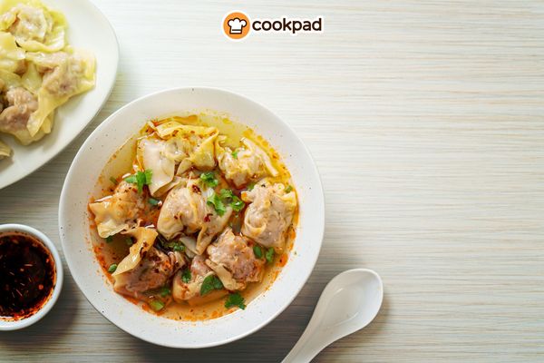 How to Make Soup Dumplings (Xiaolongbao) at Home