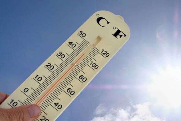 7 boissons spéciales "anti-canicule" à faire soi-même