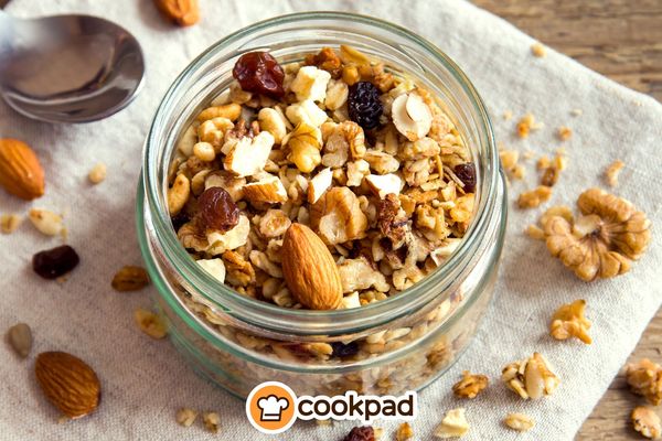 How to Make Granola at Home: Complete Guide