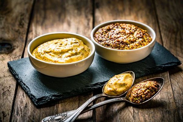 🌱 Comment faire de la moutarde maison : recettes et astuces incontournables