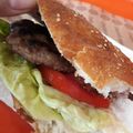 صورة من كراميلا، شاركها بعد تجربة وصفة خبز البرغر