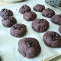YUE LE 的 美式巧克力軟餅乾 cooksnap