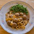 Jay Lee's cooksnap of when they made Slow Cooker Swedish Meatballs.