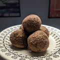 Cooksnap de Marina quando cozinhou Docinhos de amendoim com cacau.