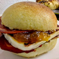 El cooksnap de 🌺Zandry ABRADELO🌺 cuando hizo Bocadillo de queso frito y mermelada, con jamón ibérico.