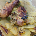 El cooksnap de rafaeltomasi cuando hizo 🍗🍍Pollo al horno con papas, con jugo de piña y naranja.