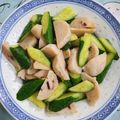 愛吃的小芸 的 虱目魚丸炒小黃瓜 cooksnap