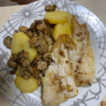 El cooksnap de Laura Ligero Baldomero cuando hizo Merluza a la plancha con patata y champiñón al ajillo.