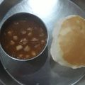 Manju7 का कुकस्नैप जब उन्होंने छोले भटूरे (chole bhature recipe in Hindi) बनाया था।