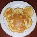 Cooksnap lizawati imran semasa beliau membuat Pancake Gebu Gegerl.